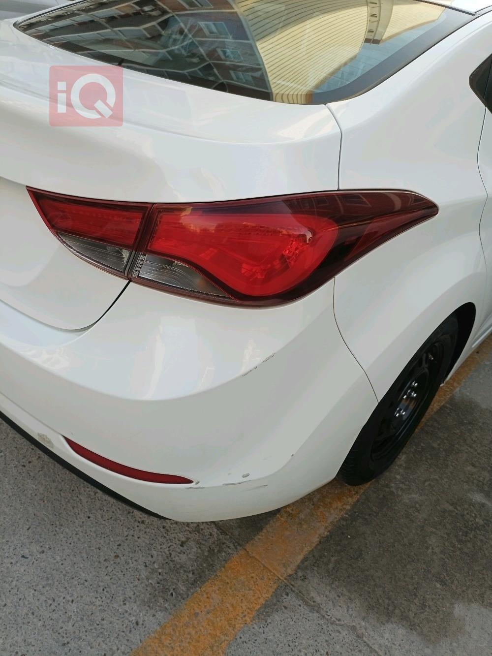 هیوندای ئەلەنترا